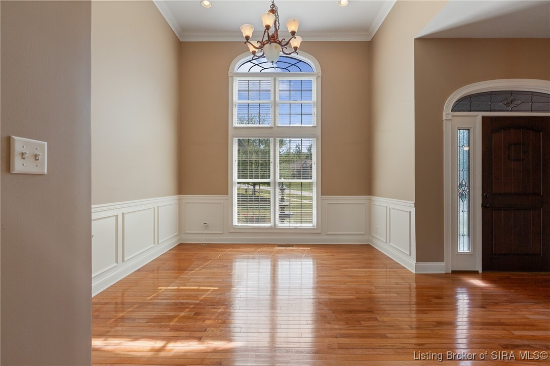 6201 Cherry Grove Court Georgetown, IN 47122 - Photo 7 of 87