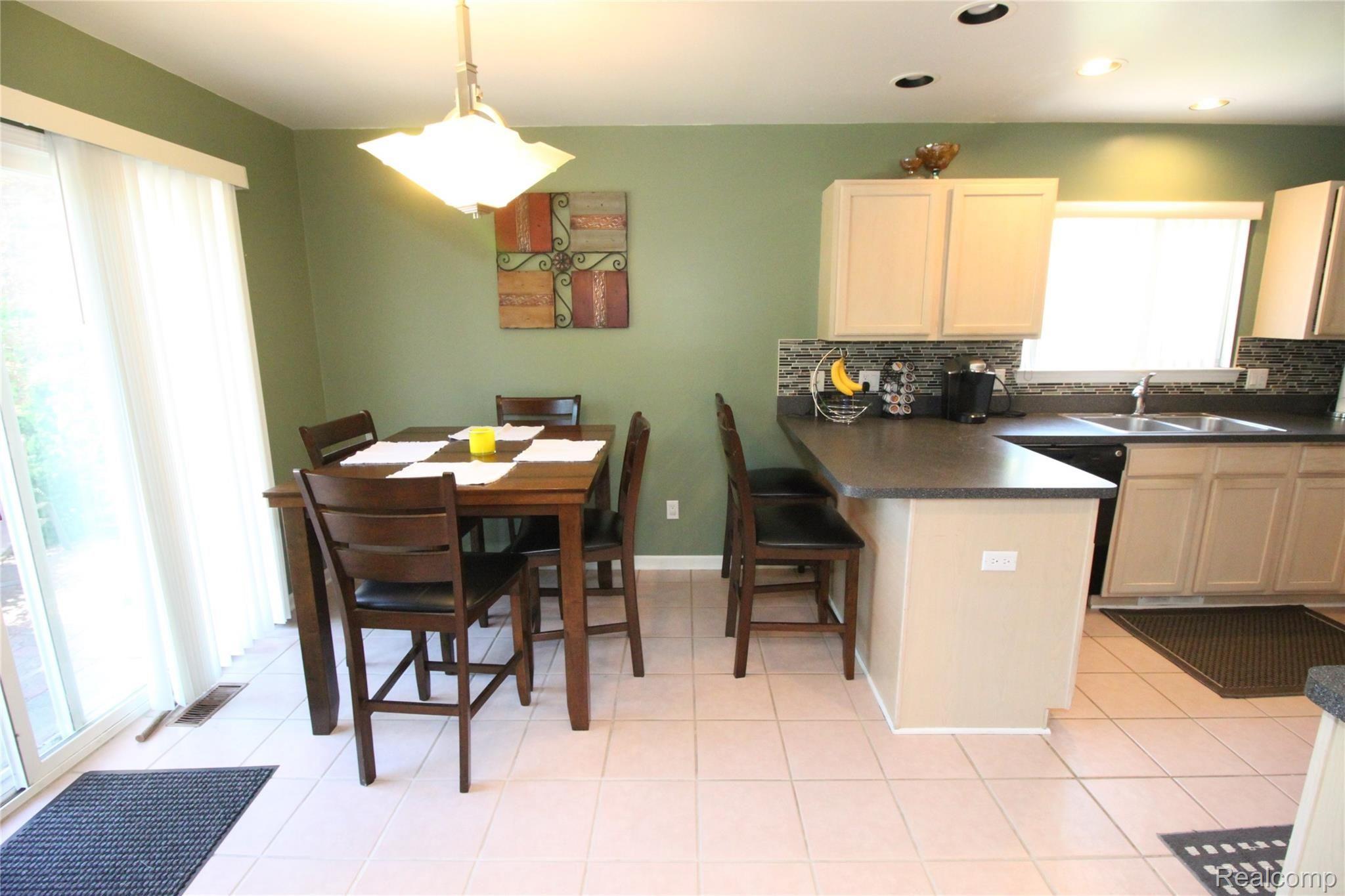 34403 Gillies New Baltimore, MI 48047 - Photo 21 of 59 IMG_5647.JPG