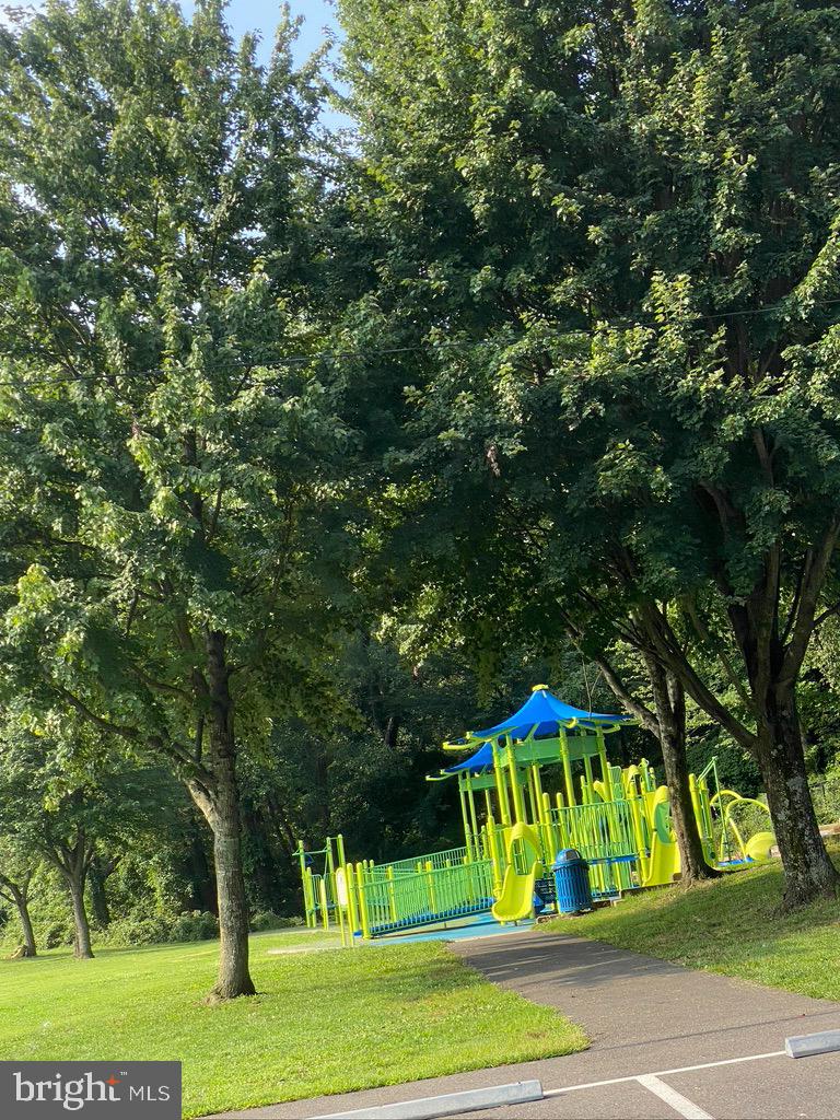 1208 Brooke Road Capitol Heights, MD 20743 - Photo 32 of 51