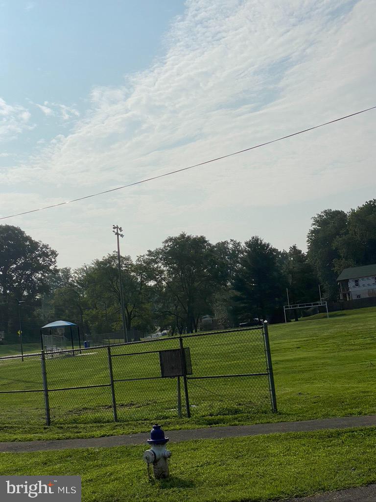 1208 Brooke Road Capitol Heights, MD 20743 - Photo 36 of 51