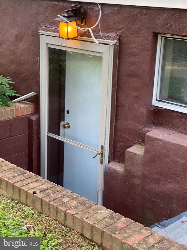 1208 Brooke Road Capitol Heights, MD 20743 - Photo 6 of 51