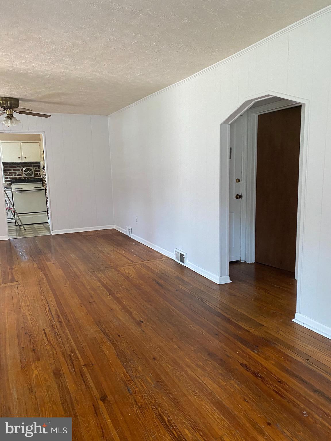 1208 Brooke Road Capitol Heights, MD 20743 - Photo 9 of 51