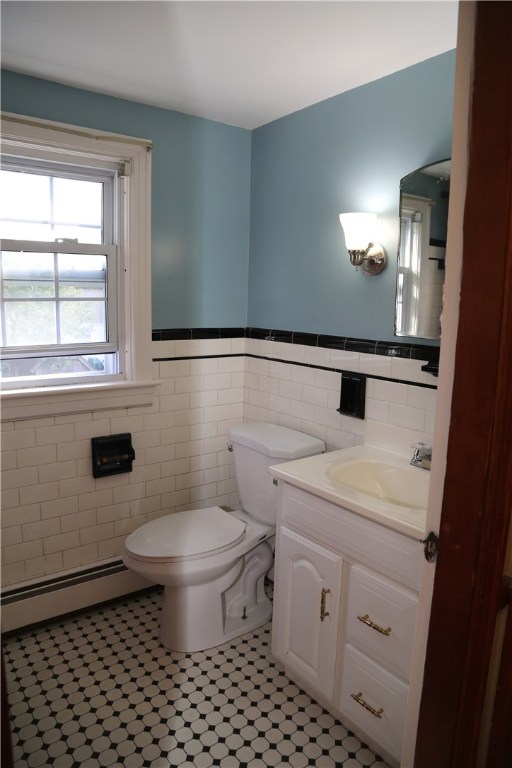 49 Scarborough Road Pawtucket, RI 02861 - Photo 15 of 21 Gallery Image 15