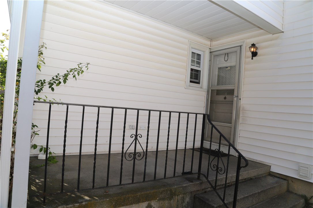 49 Scarborough Road Pawtucket, RI 02861 - Photo 18 of 21 Gallery Image 18