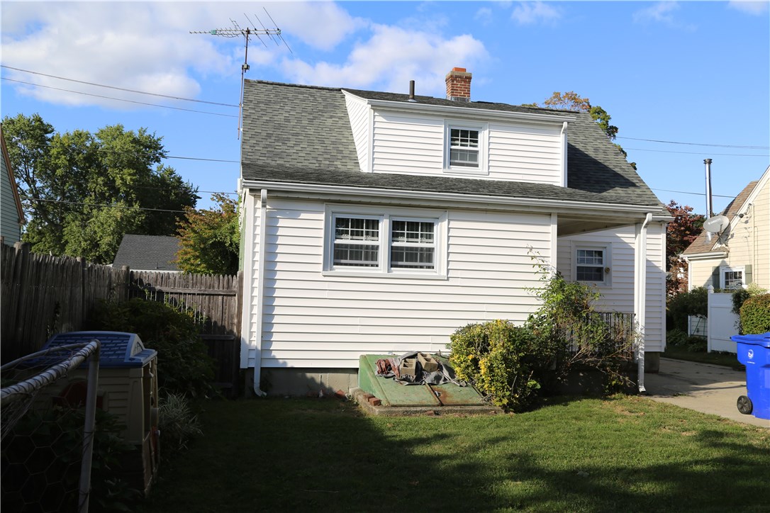 49 Scarborough Road Pawtucket, RI 02861 - Photo 21 of 21 Gallery Image 21