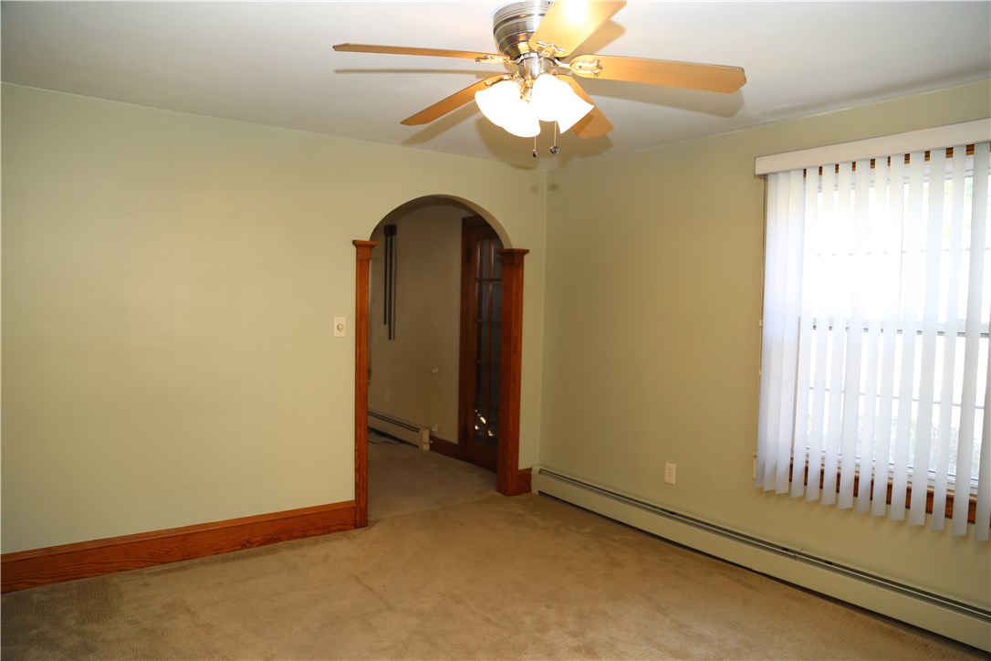 49 Scarborough Road Pawtucket, RI 02861 - Photo 7 of 21 Gallery Image 7
