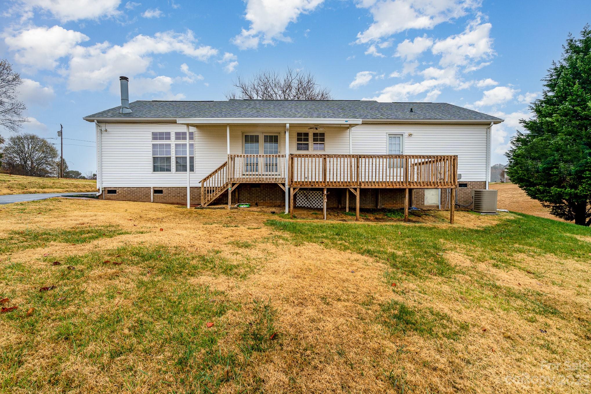 1157 Shiloh Road Claremont, NC 28610 - Photo 33 of 34 Gallery Image 33