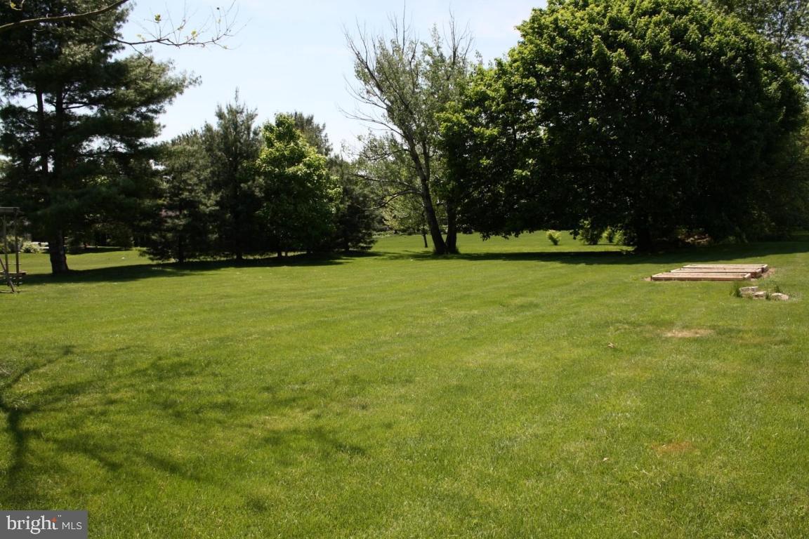 2894 Weaver Road Lancaster, PA 17601 - Photo 15 of 15