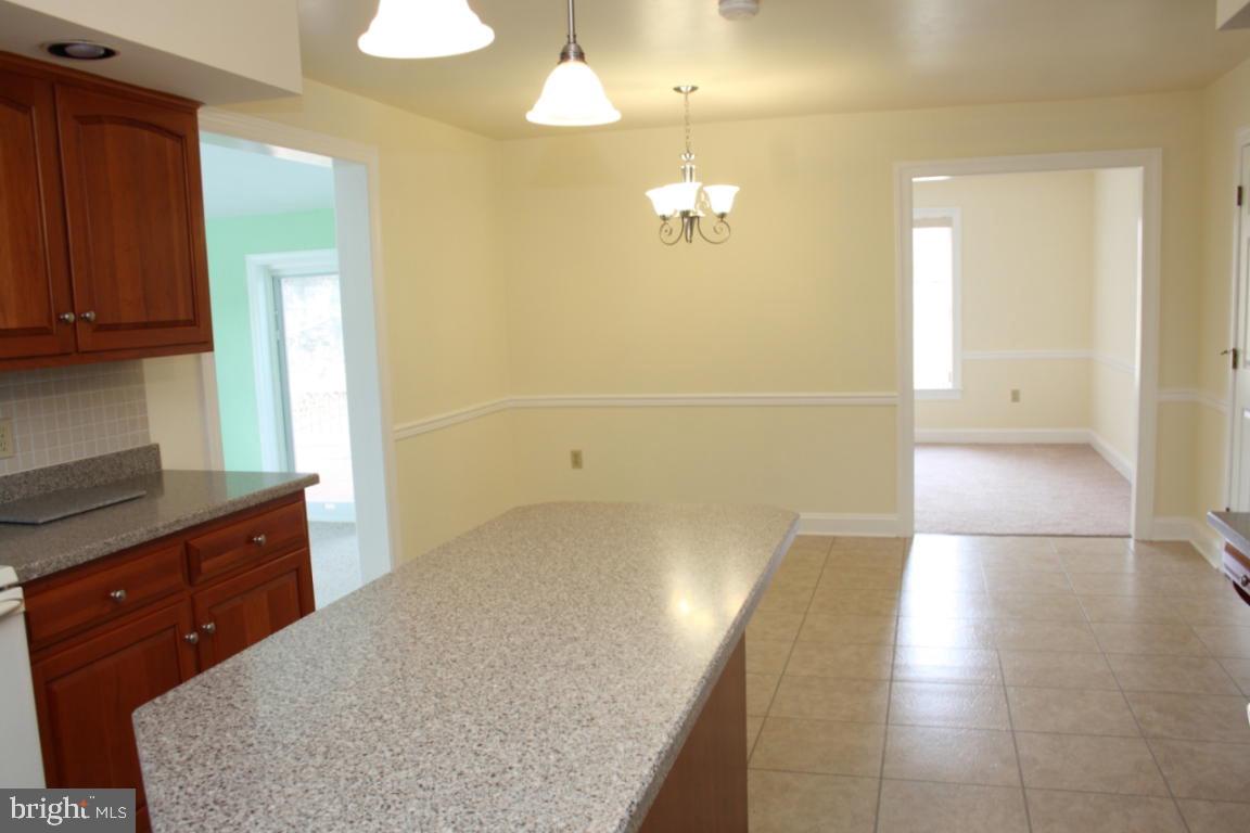 2894 Weaver Road Lancaster, PA 17601 - Photo 5 of 15