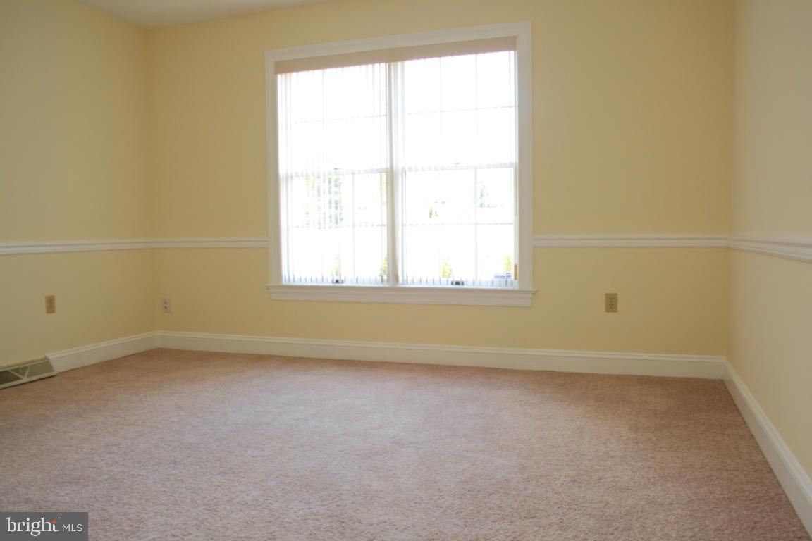 2894 Weaver Road Lancaster, PA 17601 - Photo 8 of 15