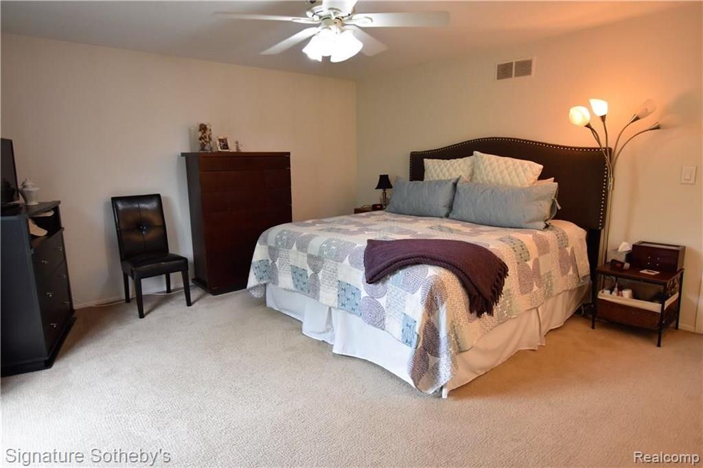 1907 Allenway Court, Unit 99 Rochester Hills, MI 48309 - Photo 17 of 20
