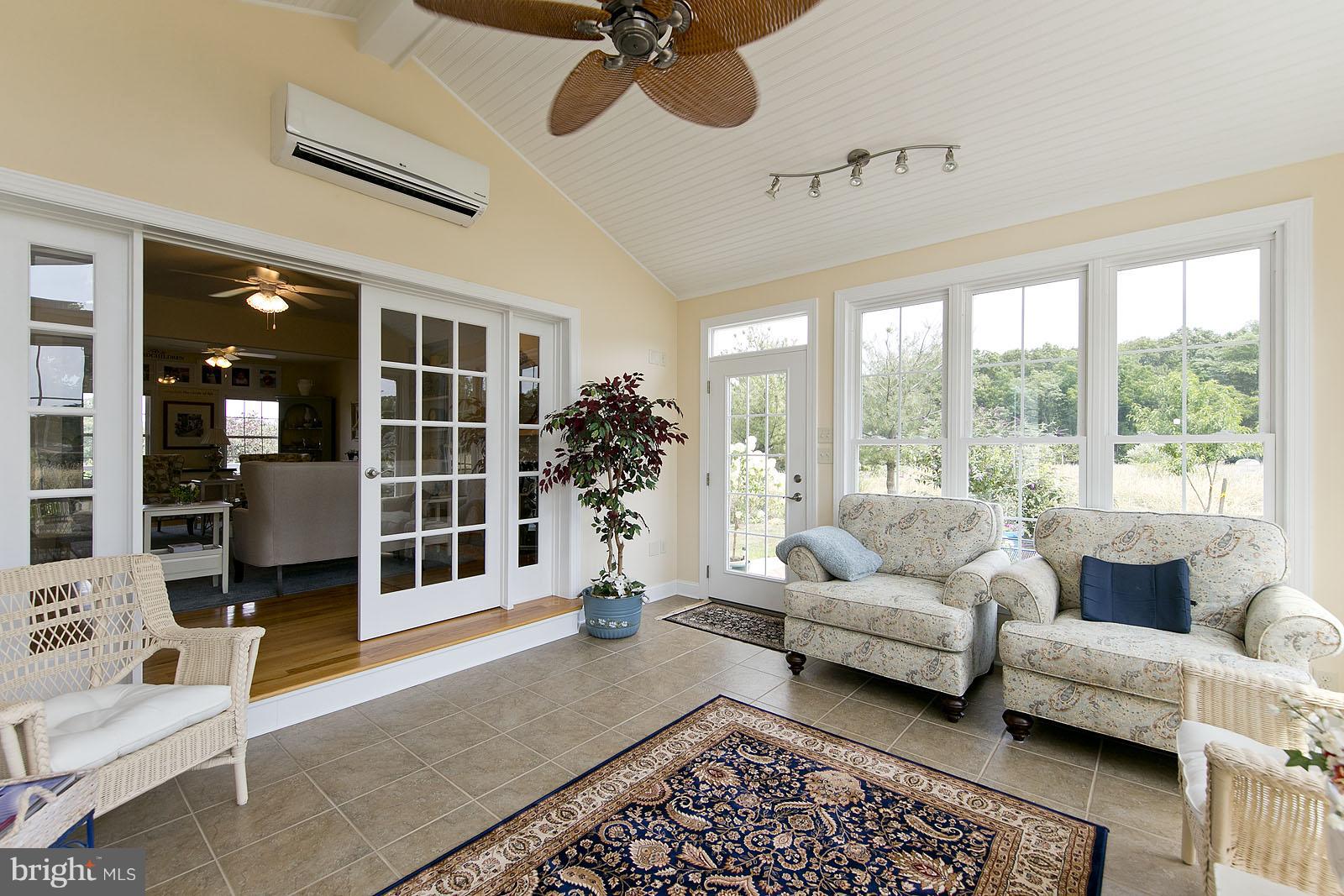 1650 Whitacre Road Gore, VA 22637 - Photo 10 of 30 Interior (General)