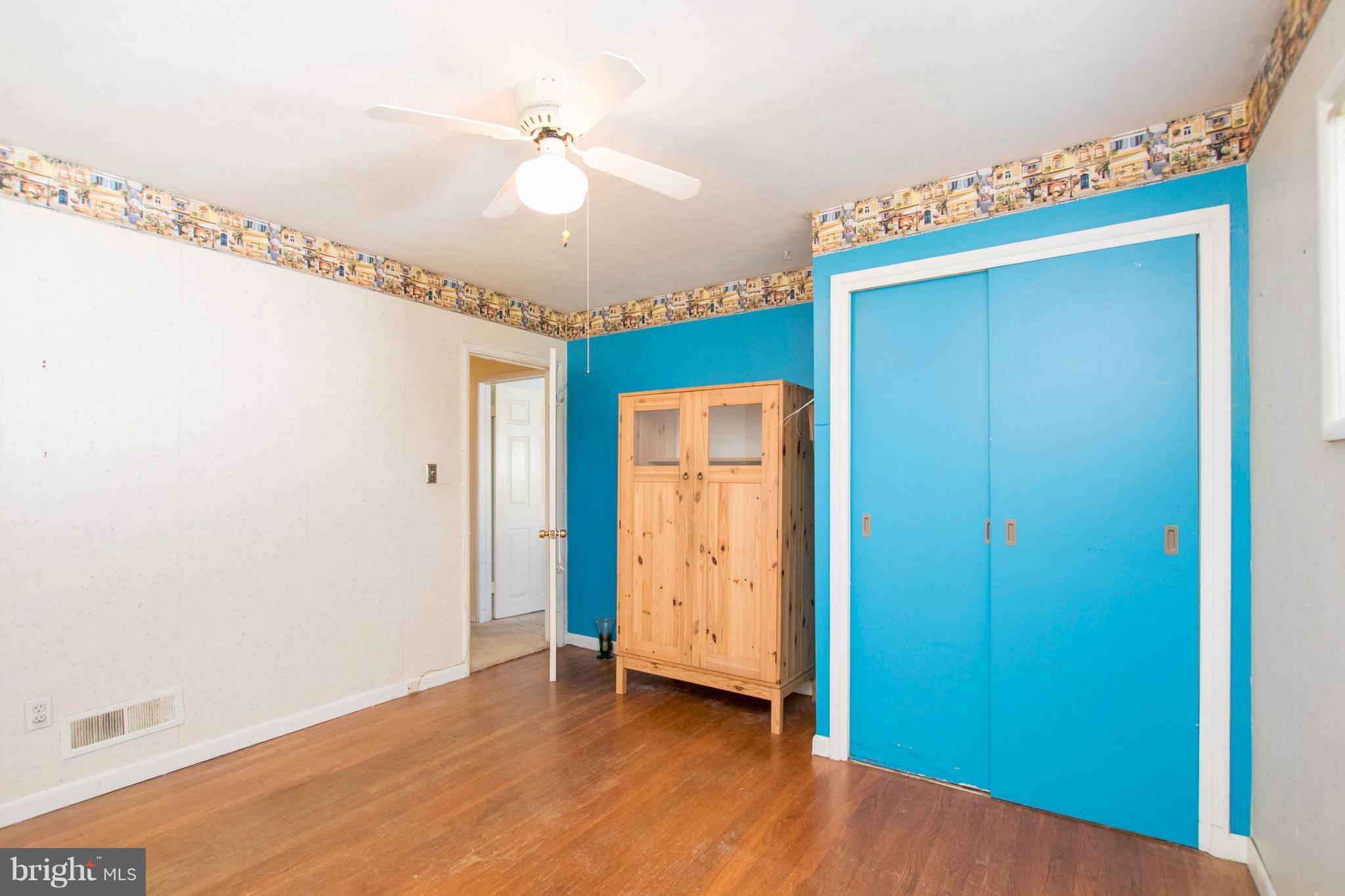 6009 Johnnycake Road Baltimore, MD 21228 - Photo 17 of 27