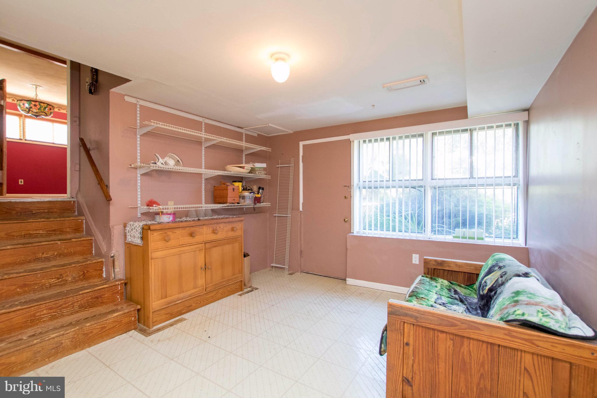 6009 Johnnycake Road Baltimore, MD 21228 - Photo 18 of 27
