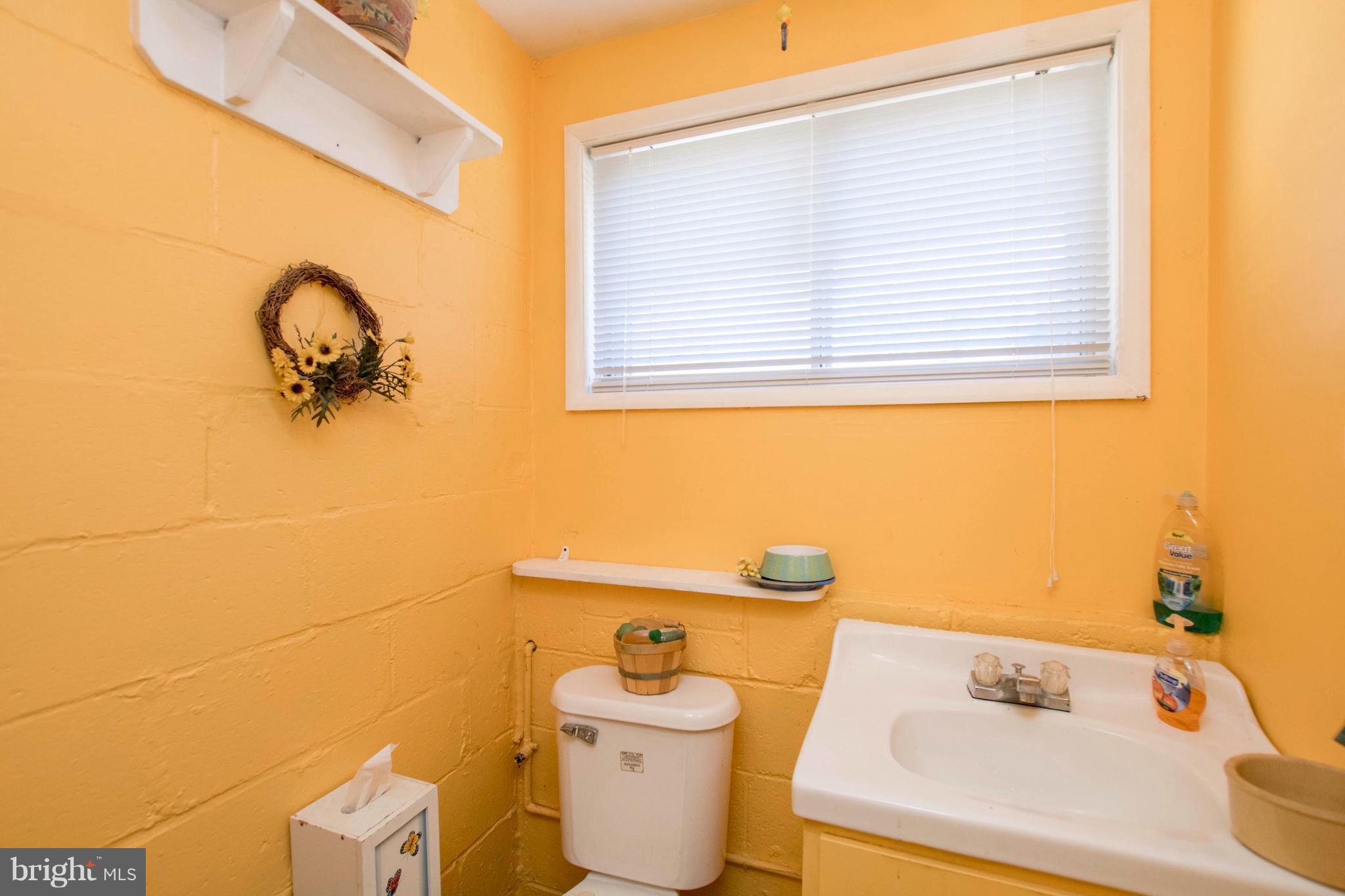 6009 Johnnycake Road Baltimore, MD 21228 - Photo 21 of 27