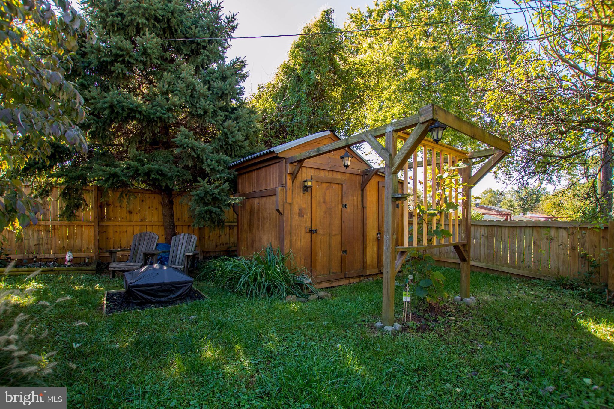 6009 Johnnycake Road Baltimore, MD 21228 - Photo 25 of 27