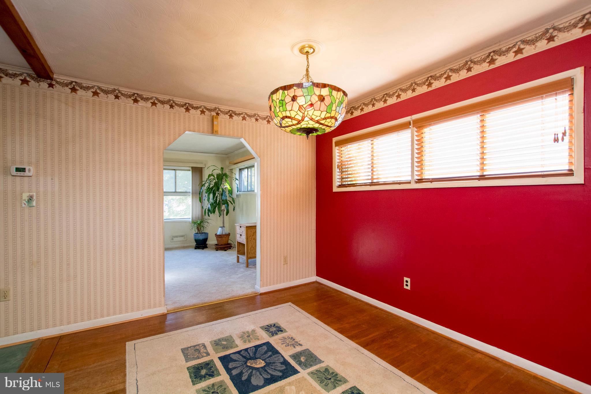 6009 Johnnycake Road Baltimore, MD 21228 - Photo 7 of 27