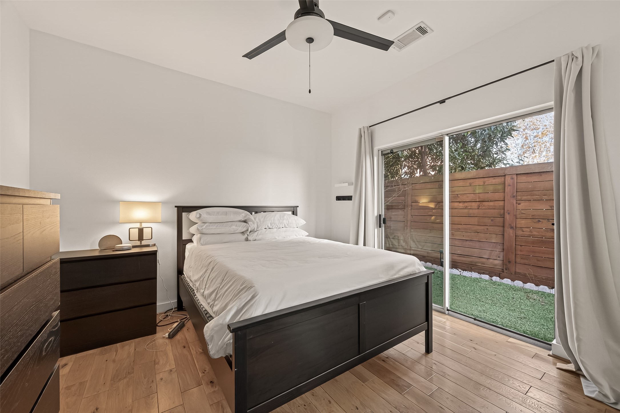 4418 Koehler Street, Unit C Houston, TX 77007 - Photo 12 of 39