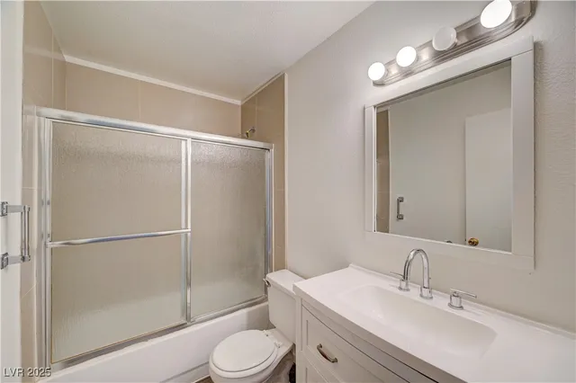 $1,150 | 6749 West Charleston Boulevard, Unit 2, Las Vegas, NV 89146