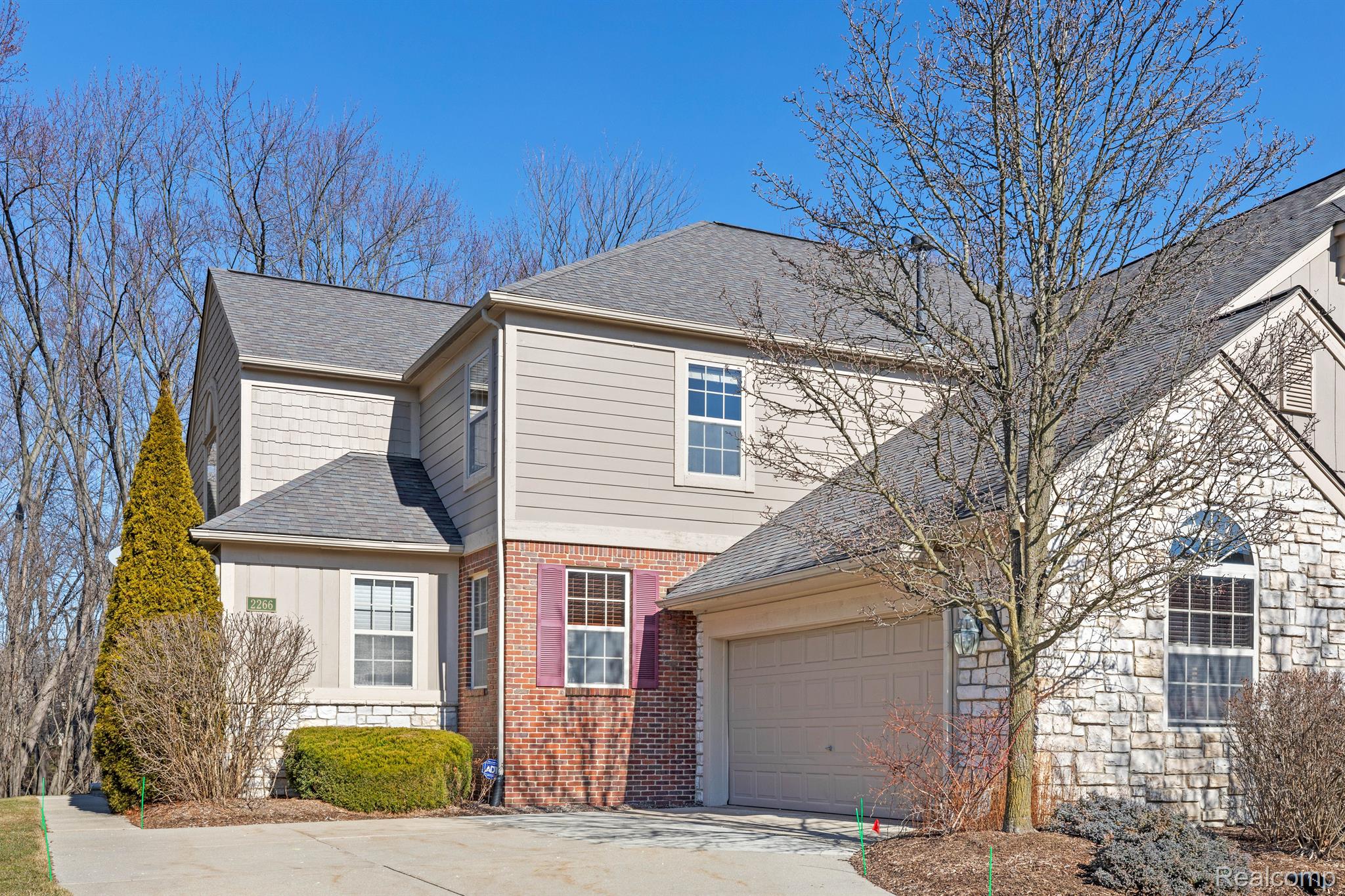 2266 Preserve Lane Rochester, MI 48309 - Photo 4 of 51 Gallery Image 4