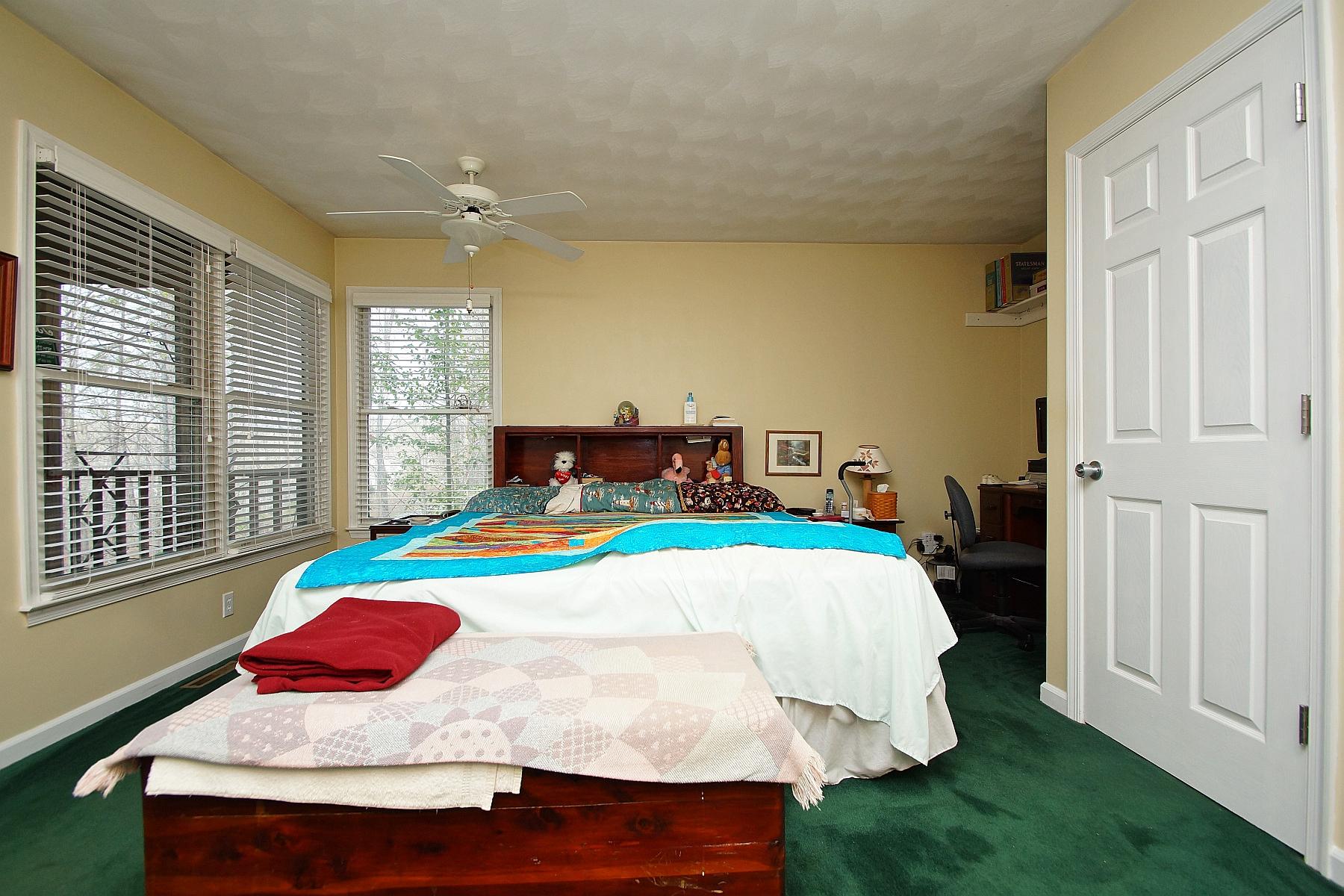 204 Pine Ridge Road Hardy, VA 24101 - Photo 17 of 43 DSC00445