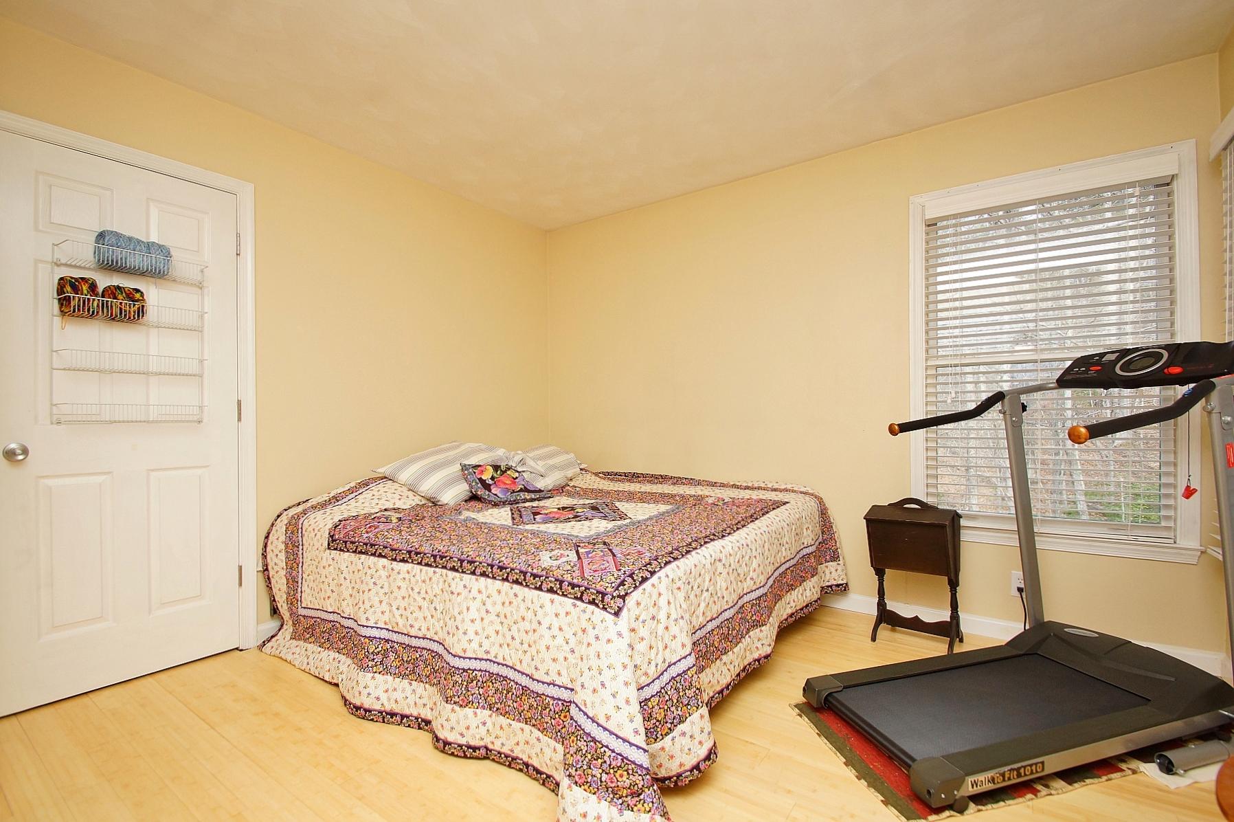 204 Pine Ridge Road Hardy, VA 24101 - Photo 22 of 43 DSC00454
