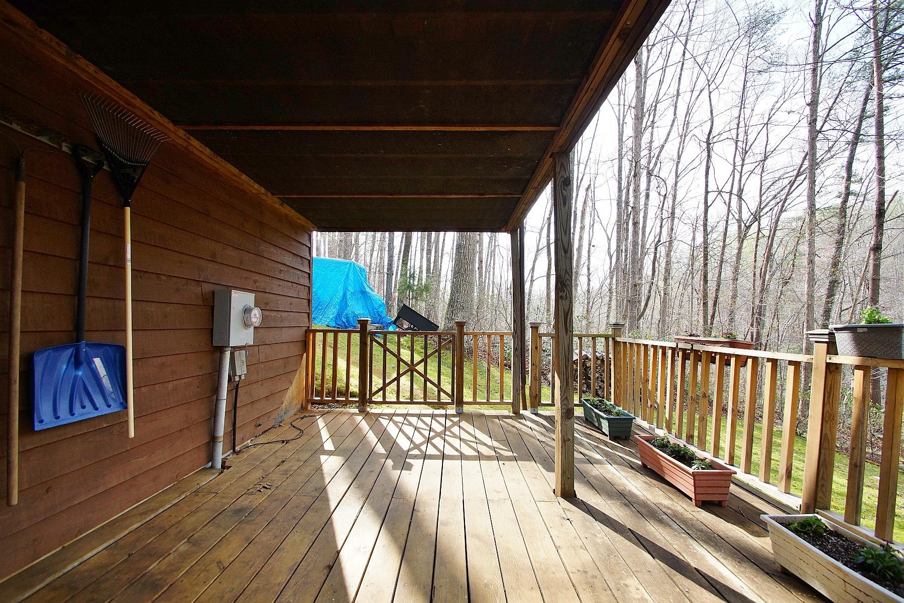 204 Pine Ridge Road Hardy, VA 24101 - Photo 40 of 43 DSC00492