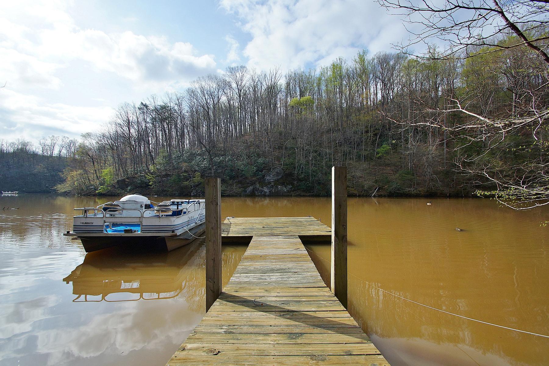 204 Pine Ridge Road Hardy, VA 24101 - Photo 42 of 43 DSC00494
