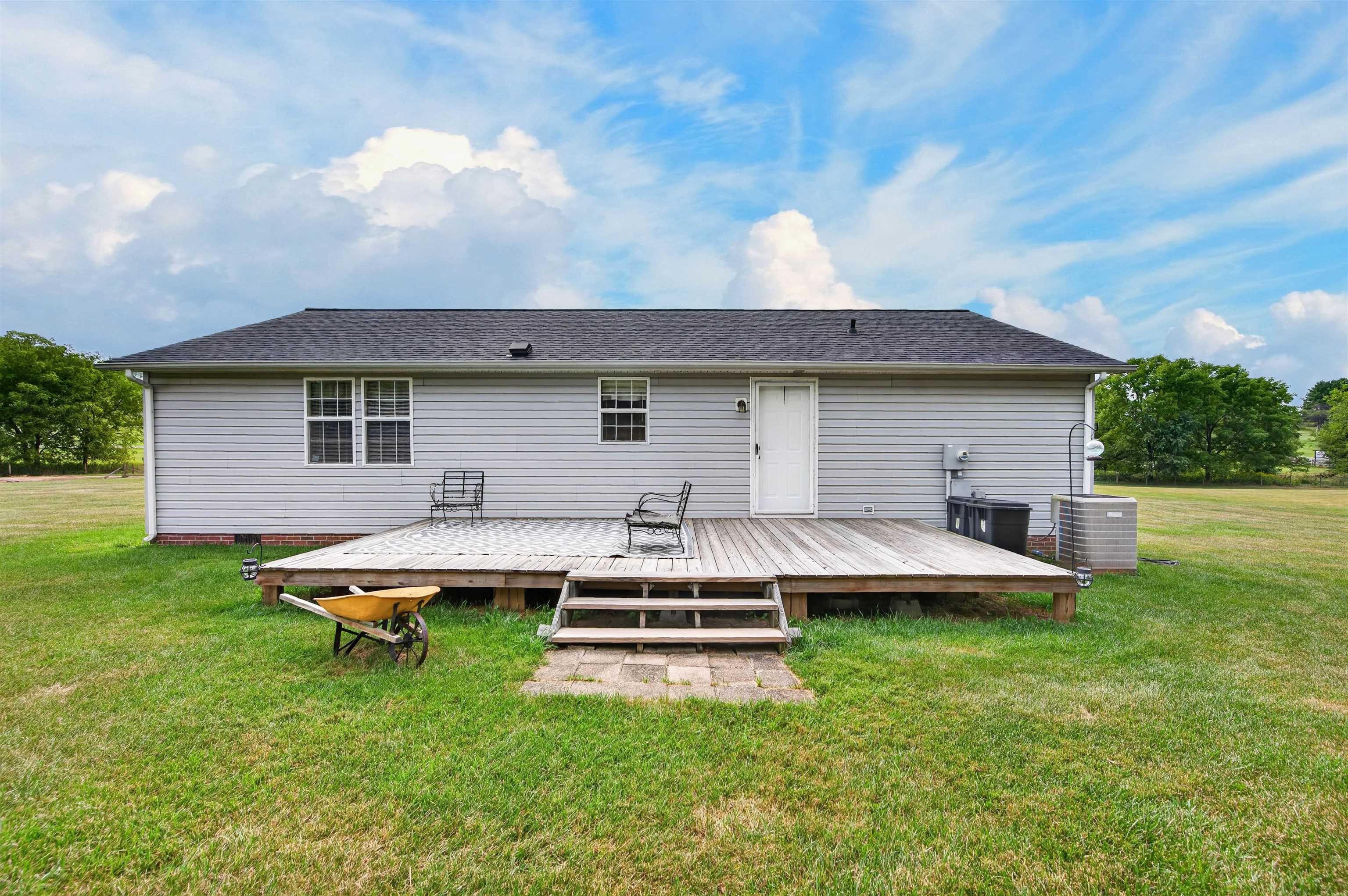 5096 Thornspring Road Pulaski, VA 24301 - Photo 48 of 68 Gallery Image 48