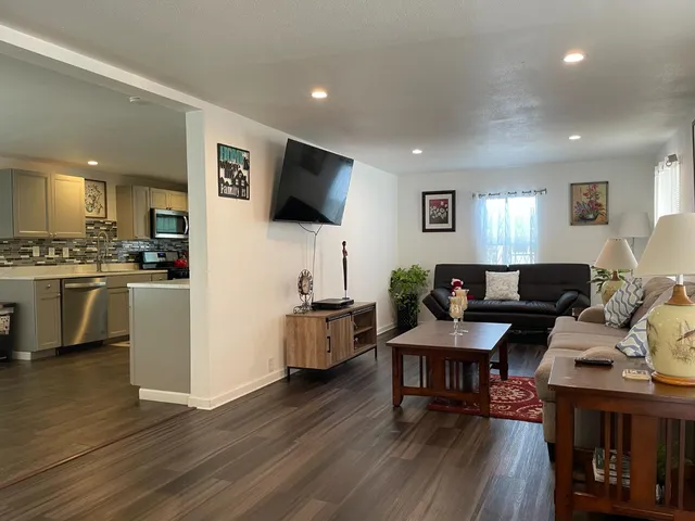 $172,000 | 604 Pringle Avenue, Unit 94, Galt, CA 95632