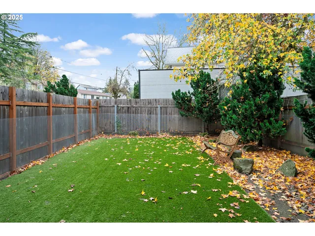 $574,900 | 2837 Southeast 90th Place, Portland, OR 97266