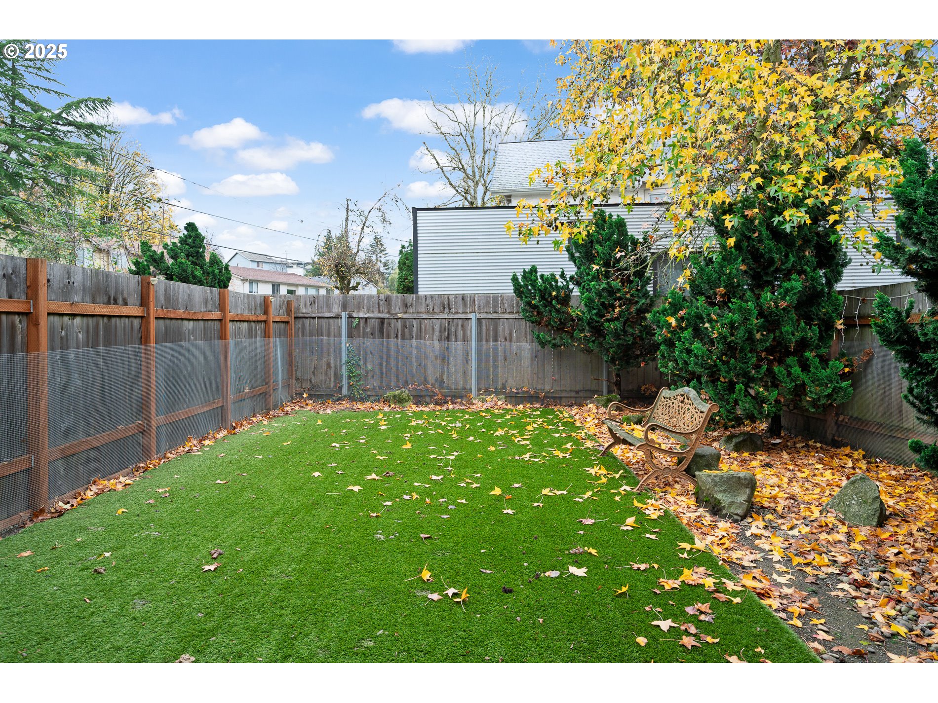 2837 Southeast 90th Place Portland, OR 97266 - Photo 35 of 40 a view of a backyard