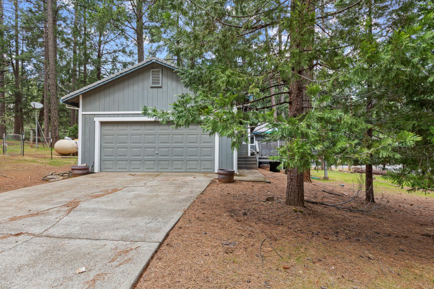 5680 Azalea Circle Pollock Pines, CA 95726 - Photo 20 of 31