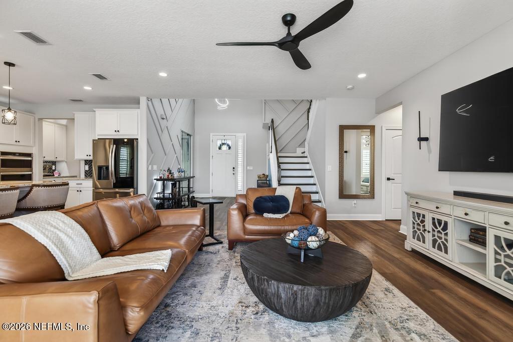 240 Ranch Land Circle St. Johns, FL 32259 - Photo 22 of 117 Living Room