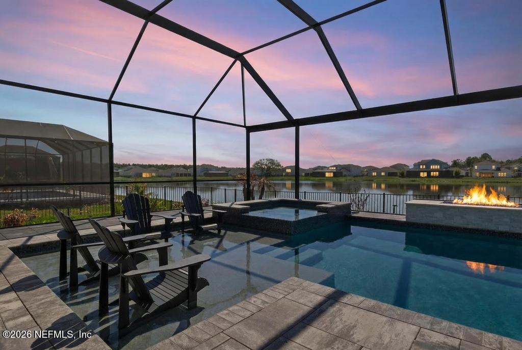 240 Ranch Land Circle St. Johns, FL 32259 - Photo 5 of 117 a living room with furniture