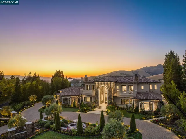 $12,300,000 | 940 Eagle Ridge Drive, Danville, CA 94506