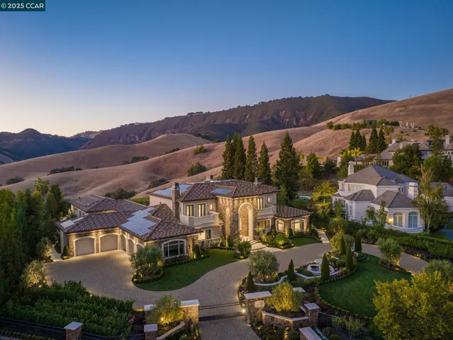 $12,300,000 | 940 Eagle Ridge Drive, Danville, CA 94506