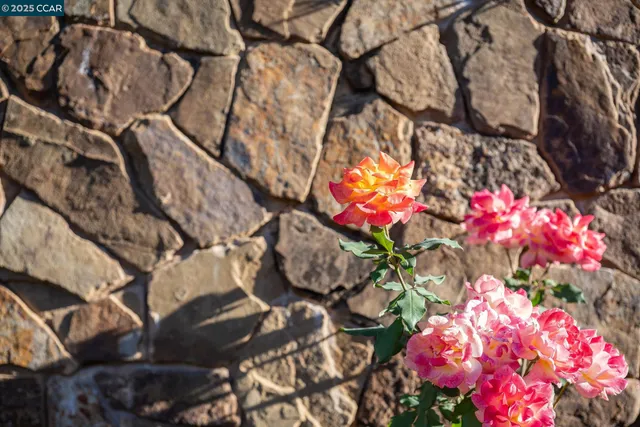 $12,300,000 | 940 Eagle Ridge Drive, Danville, CA 94506