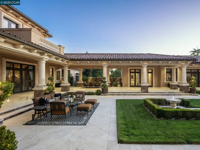 $12,300,000 | 940 Eagle Ridge Drive, Danville, CA 94506