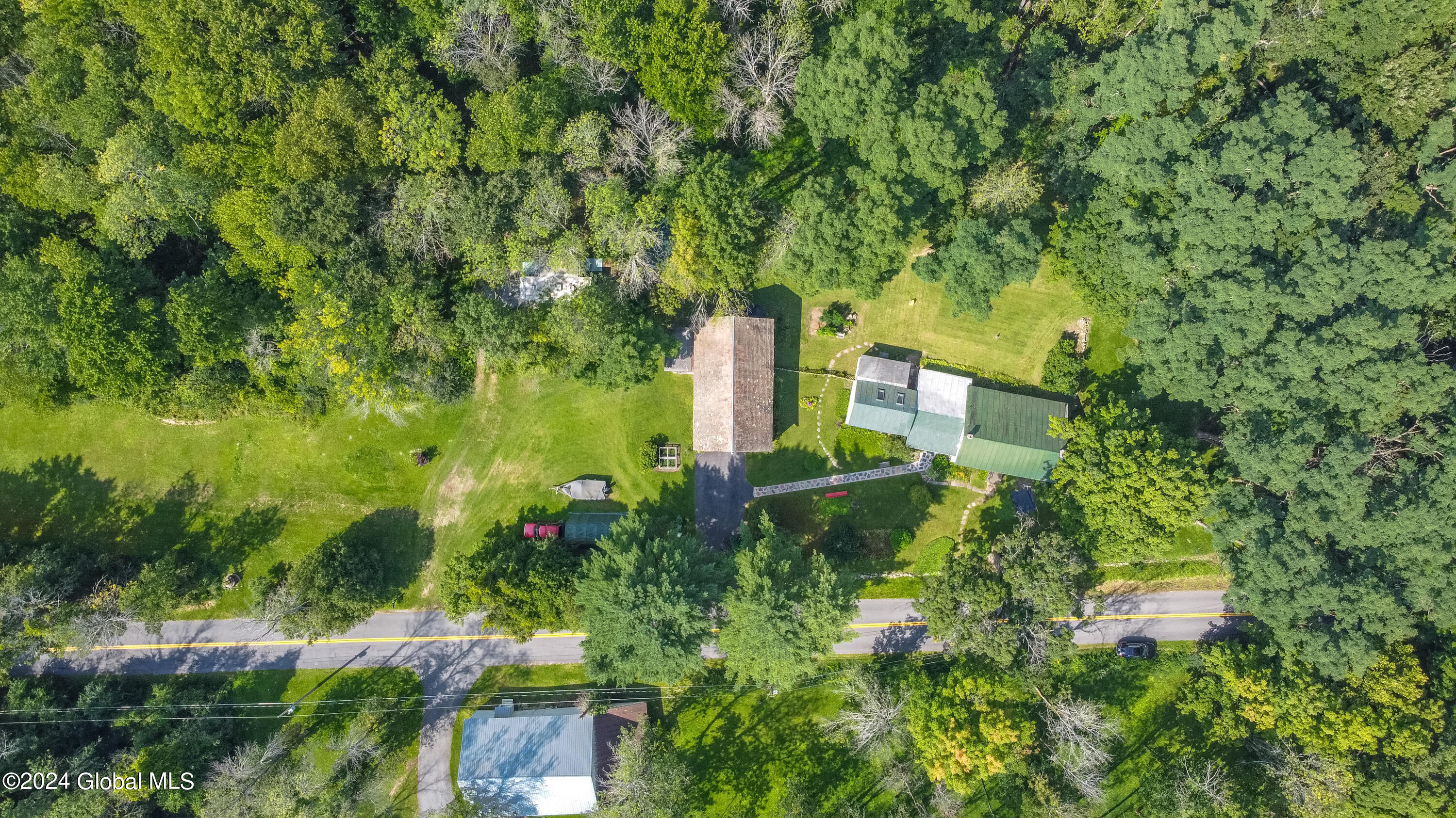 65 Kaydeross Avenue East, Unit WEST Saratoga Springs, NY 12866 - Photo 41 of 50 54-65 Kaydeross Ave W-6