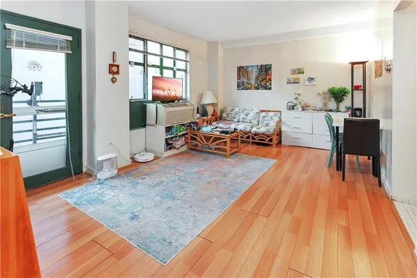 $478,888 | 1720 East 14th Street, Unit 4B | Homecrest