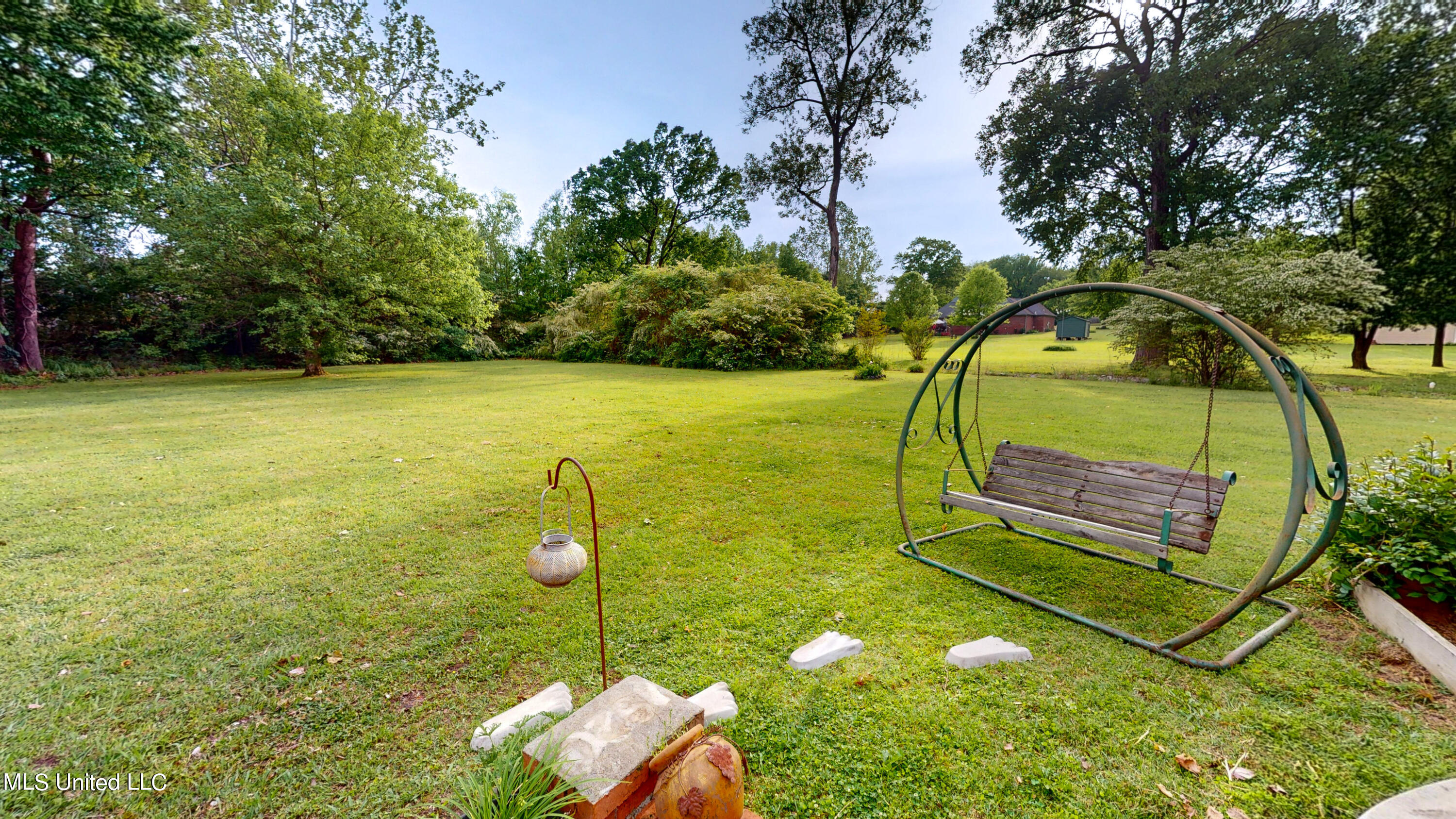 5295 Coleman Road Olive Branch, MS 38654 - Photo 38 of 41 backyard