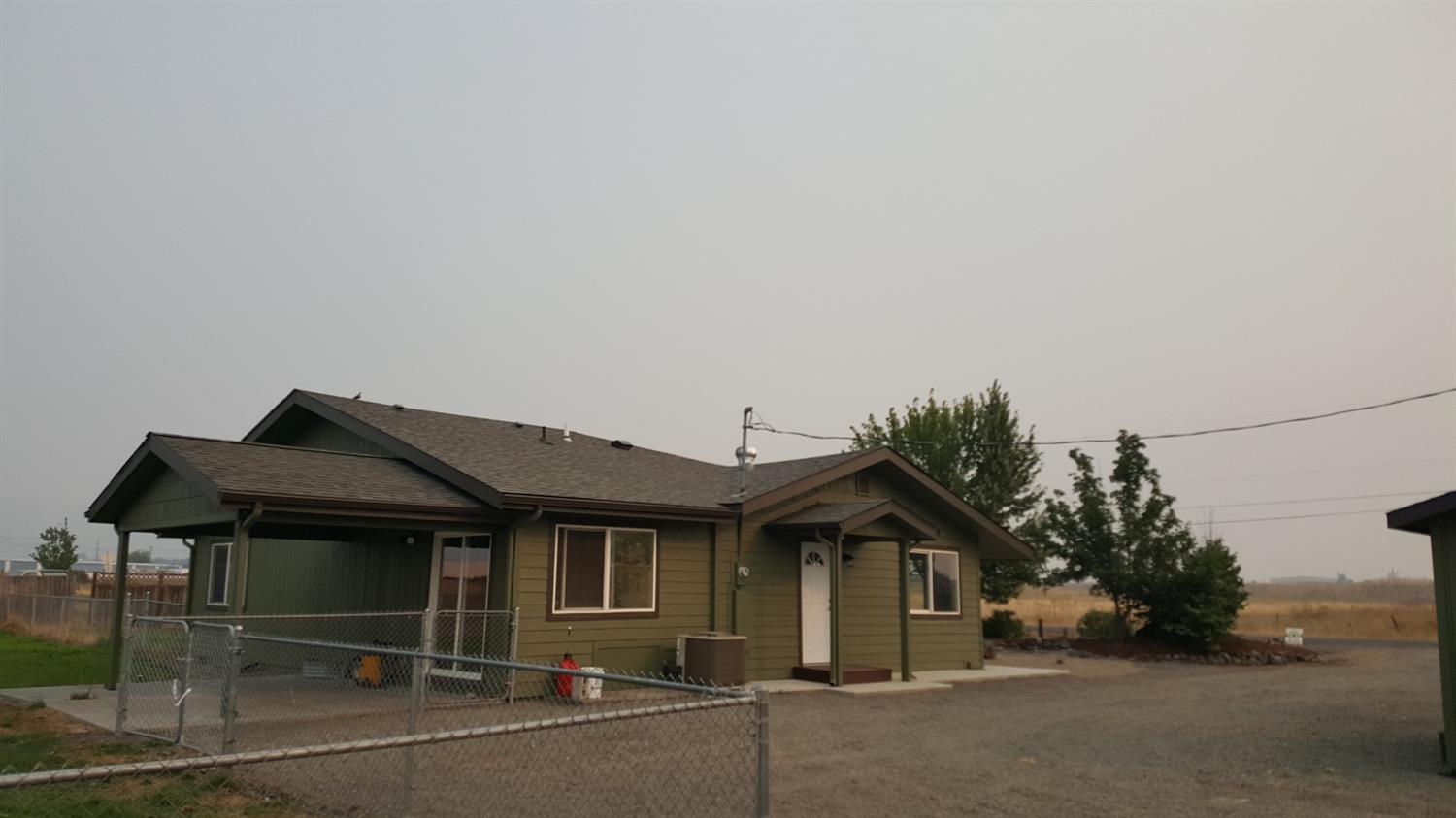 1151 East Justice Road Central Point, OR 97502 - Photo 1 of 28 Primary Photo