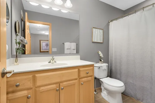 $345,000 | 3190 Frontier Drive, Woodbury, MN 55129