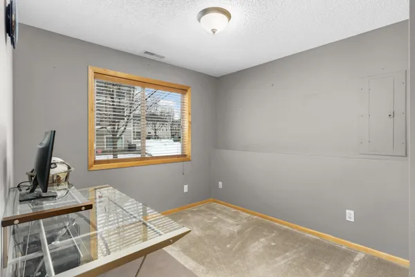 $345,000 | 3190 Frontier Drive, Woodbury, MN 55129