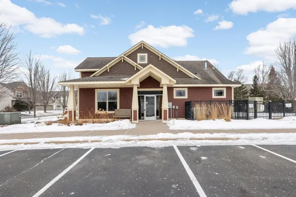 $345,000 | 3190 Frontier Drive, Woodbury, MN 55129