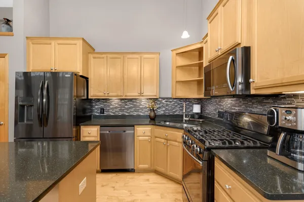 $345,000 | 3190 Frontier Drive, Woodbury, MN 55129