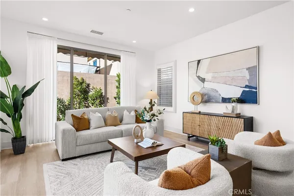 $2,550,000 | 217 Piazza, Irvine, CA 92602