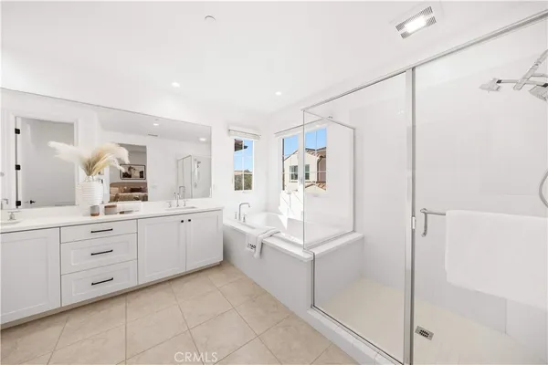 $2,550,000 | 217 Piazza, Irvine, CA 92602