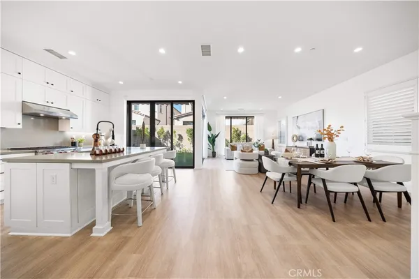 $2,550,000 | 217 Piazza, Irvine, CA 92602
